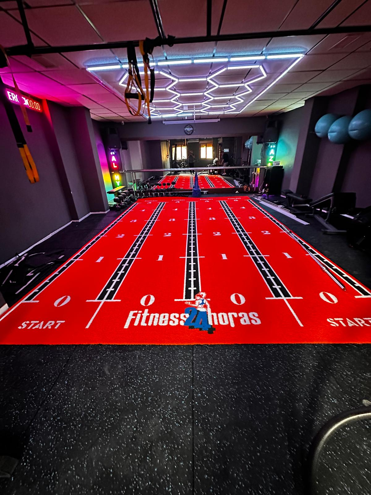 Pista de sprint y arrastre para entrenamiento HYROX