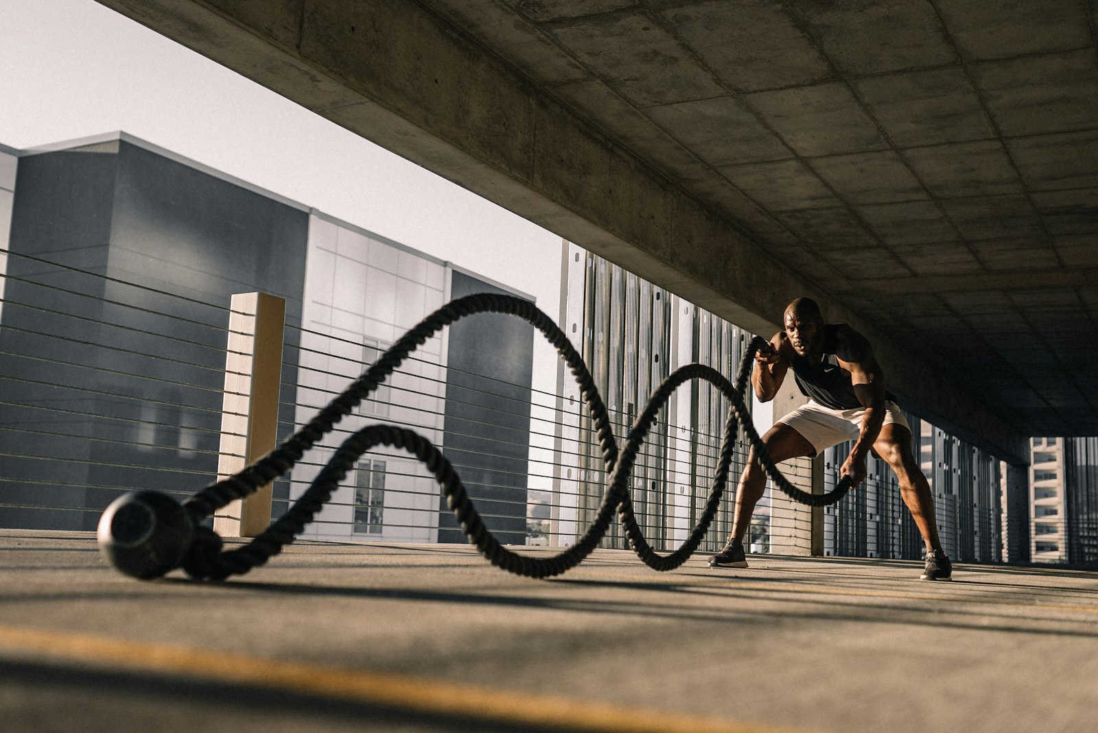 Entrenamiento funcional con cuerdas de batalla